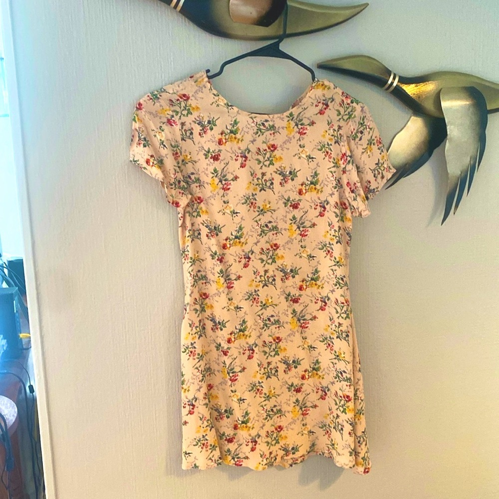 Floral babydoll dress! Size 4.
